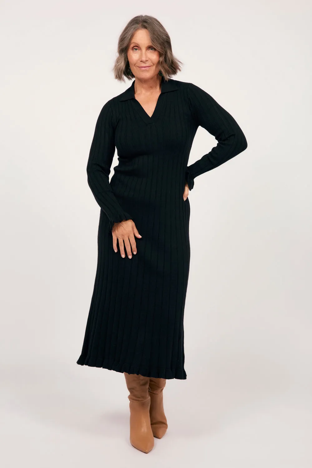 Collared Knitted Swing Dress in Black