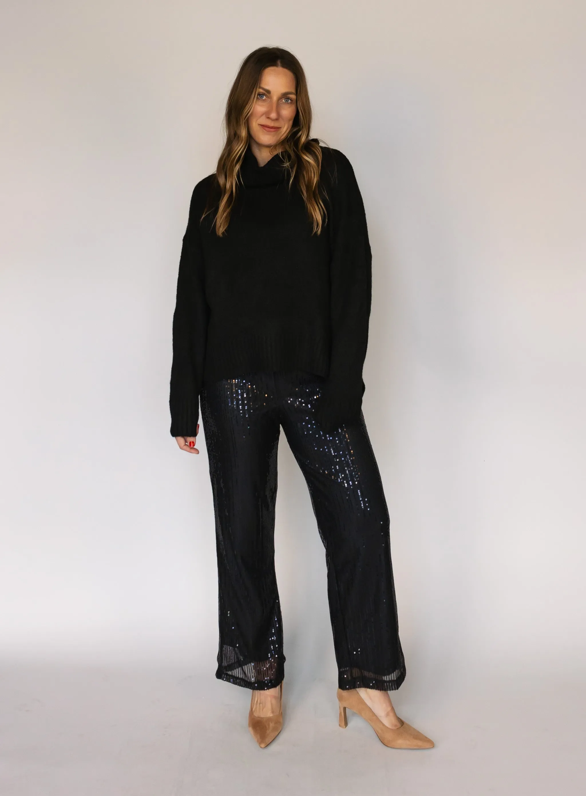 Della Turtleneck Sweater - Black - Final Sale