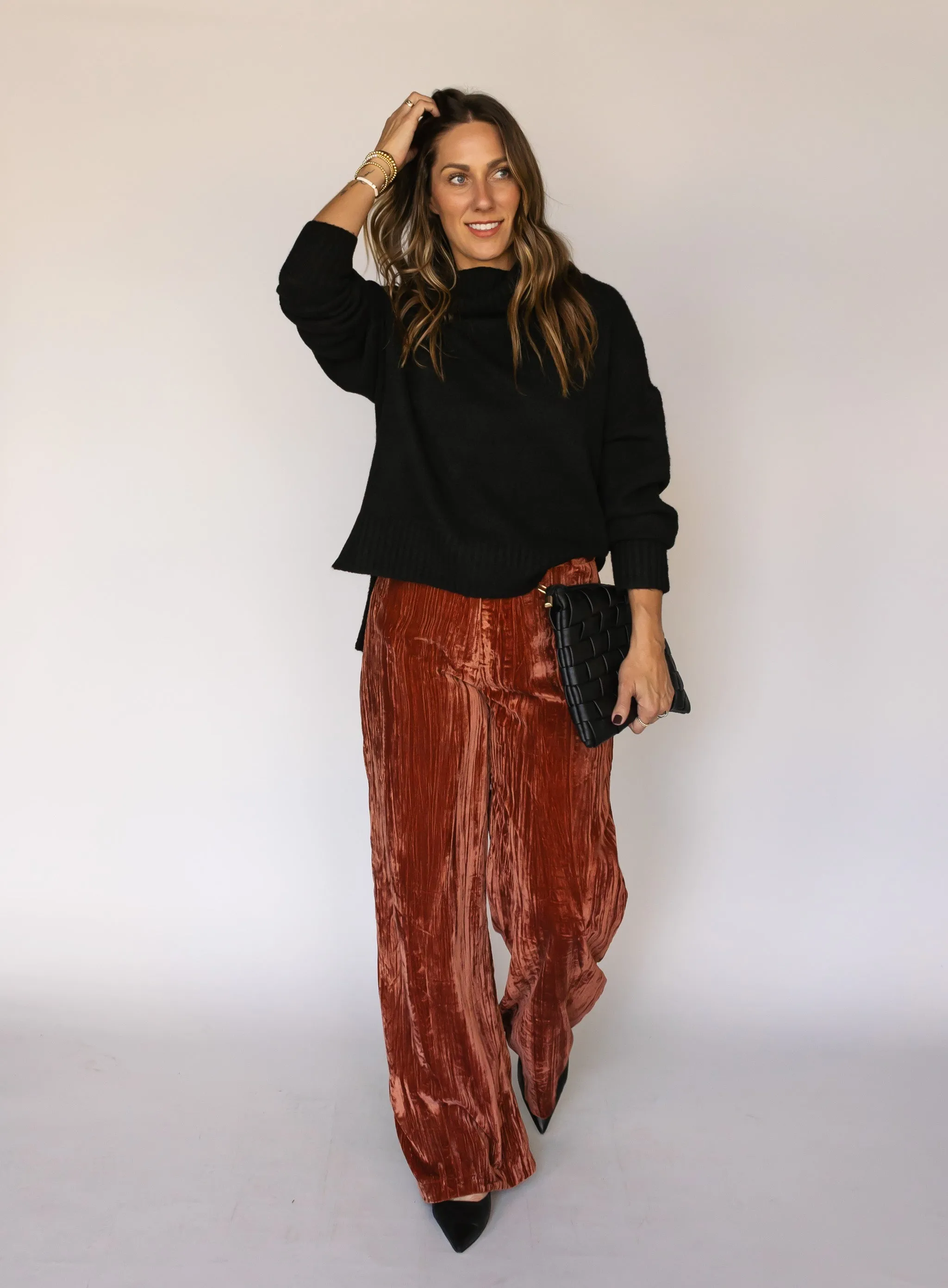 Della Turtleneck Sweater - Black - Final Sale