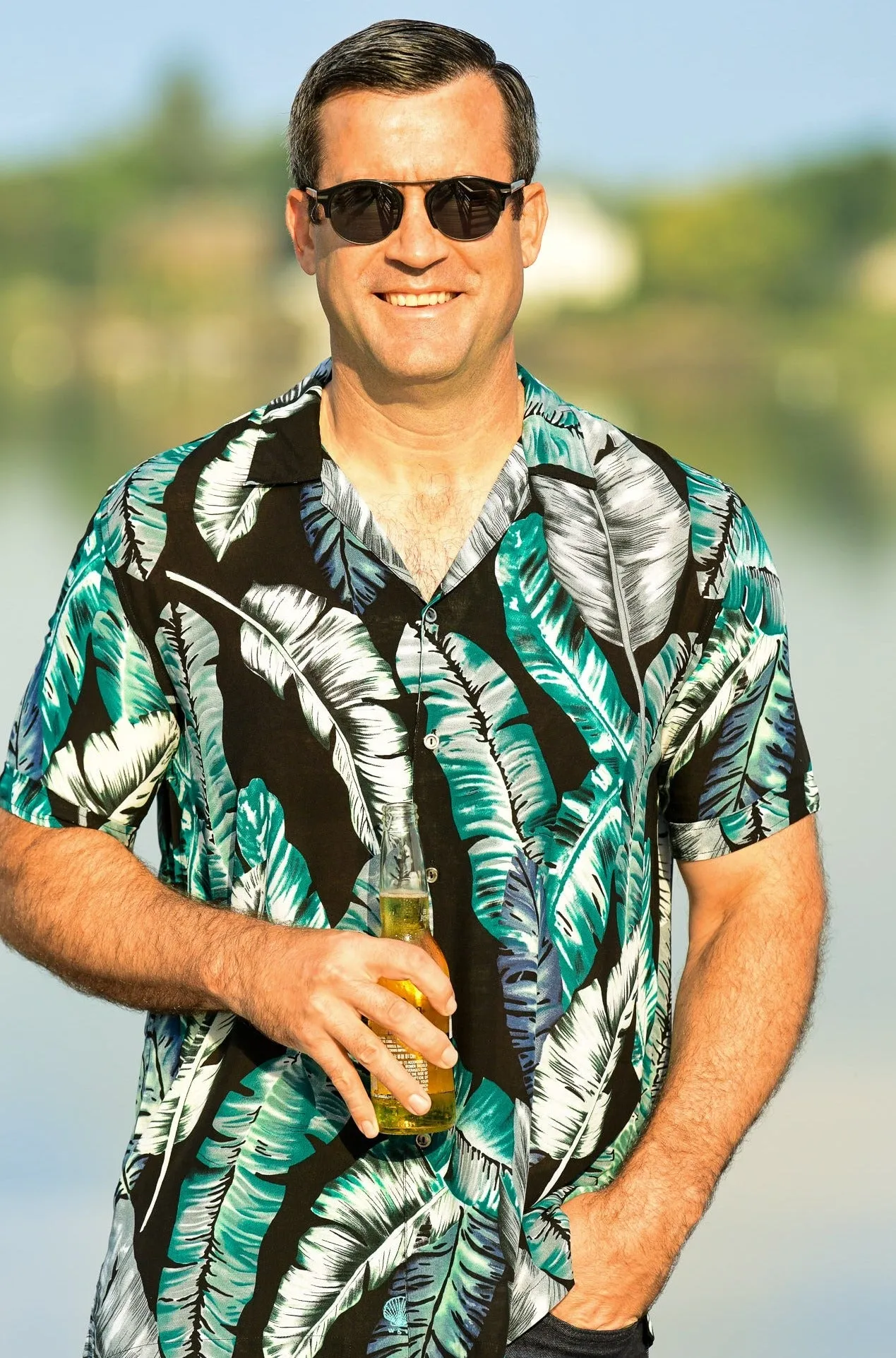 Men's Panama Shirt / Black Banana Leaf