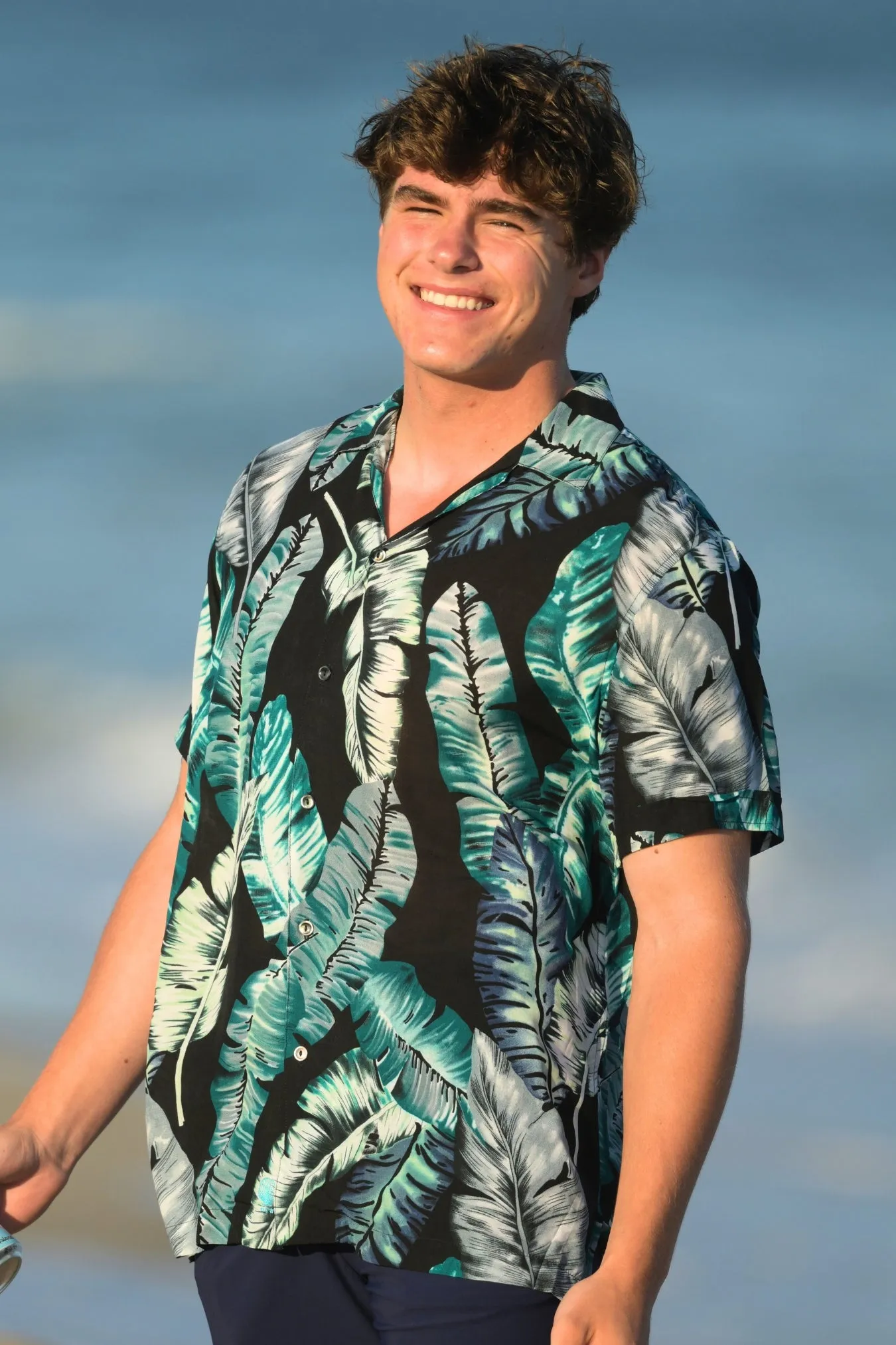 Men's Panama Shirt / Black Banana Leaf