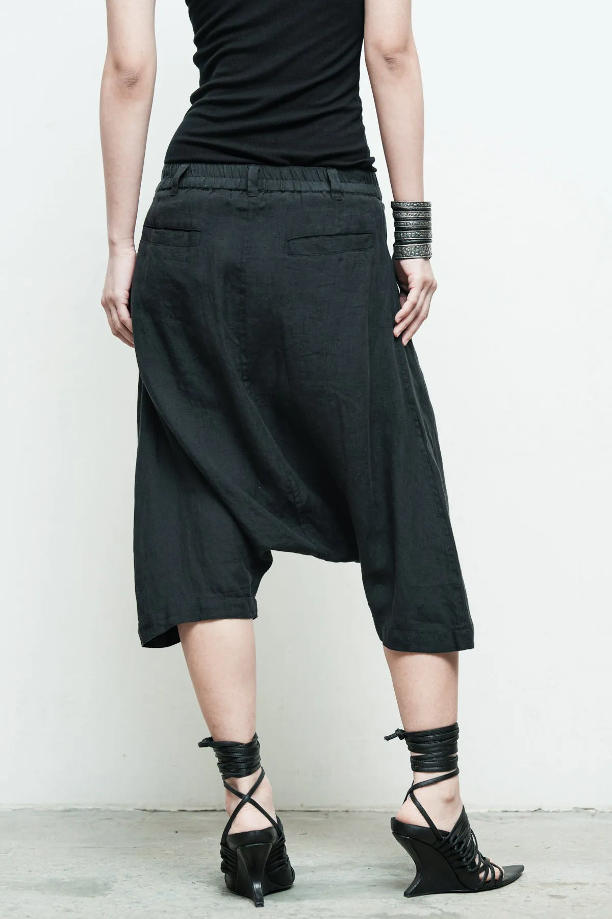 Milla Short Linen