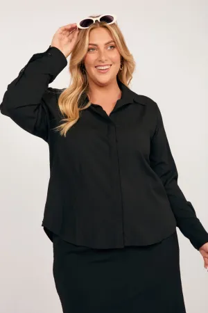 Relaxed Travel Shirt in Black