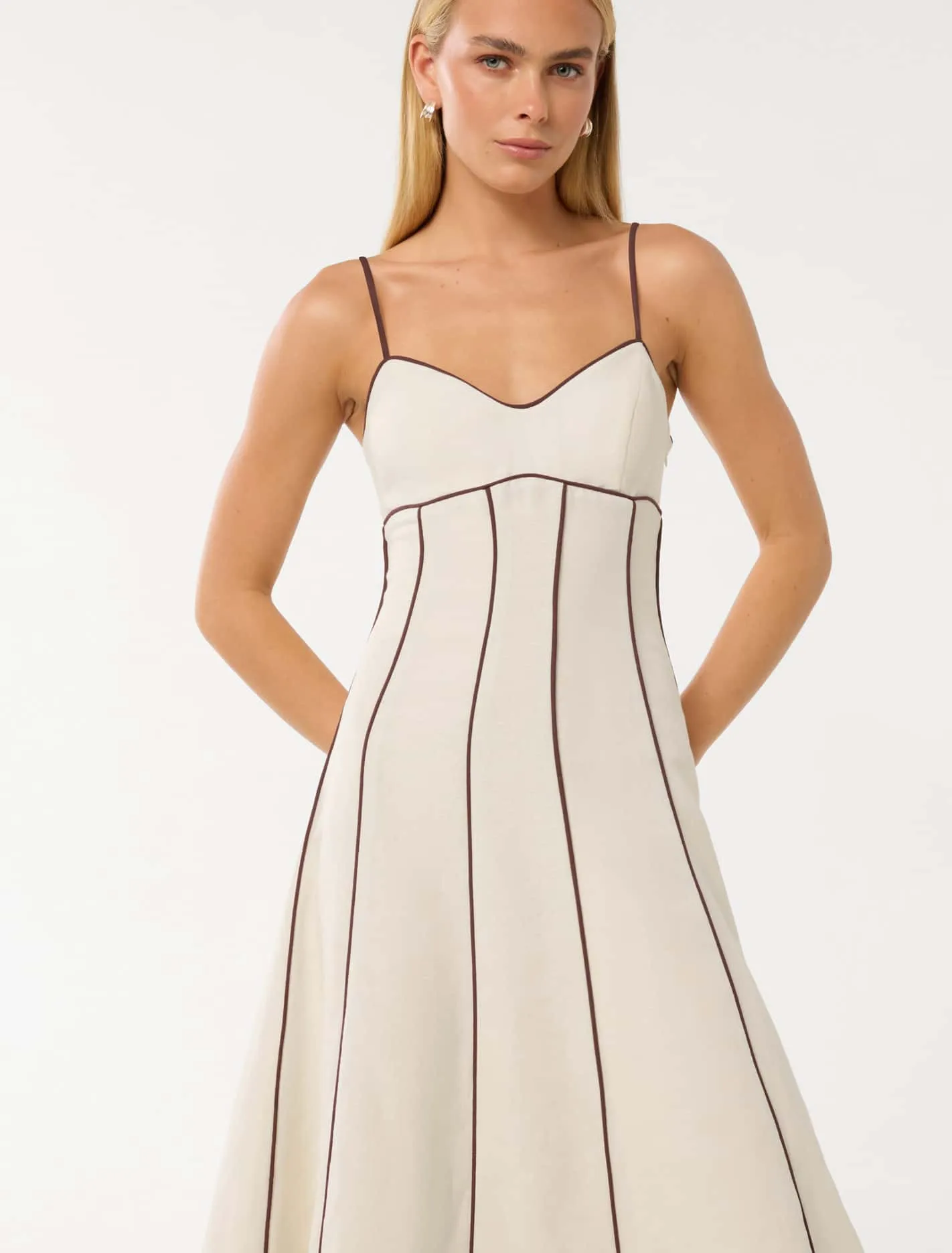 Roma Contrast Piping Linen Midi Dress