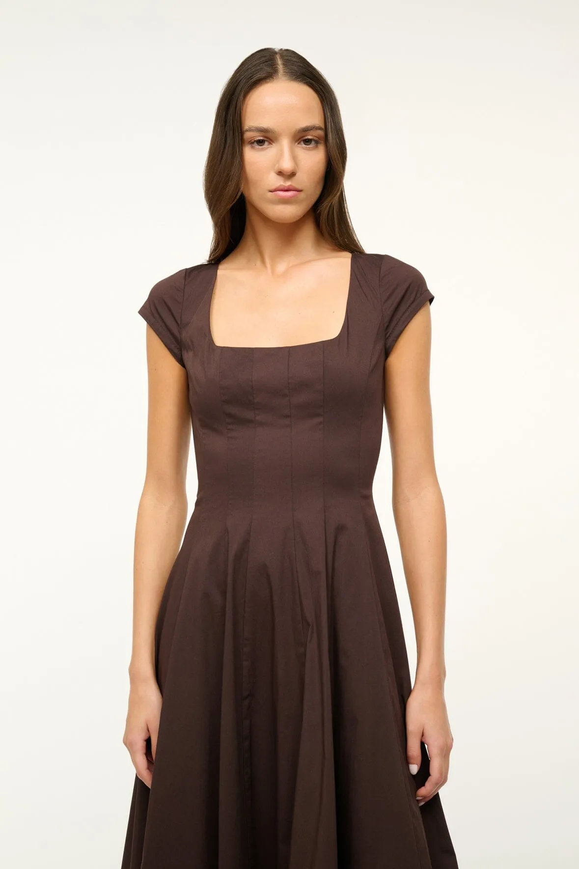 SHORT SLEEVE WELLS DRESS | EARTH