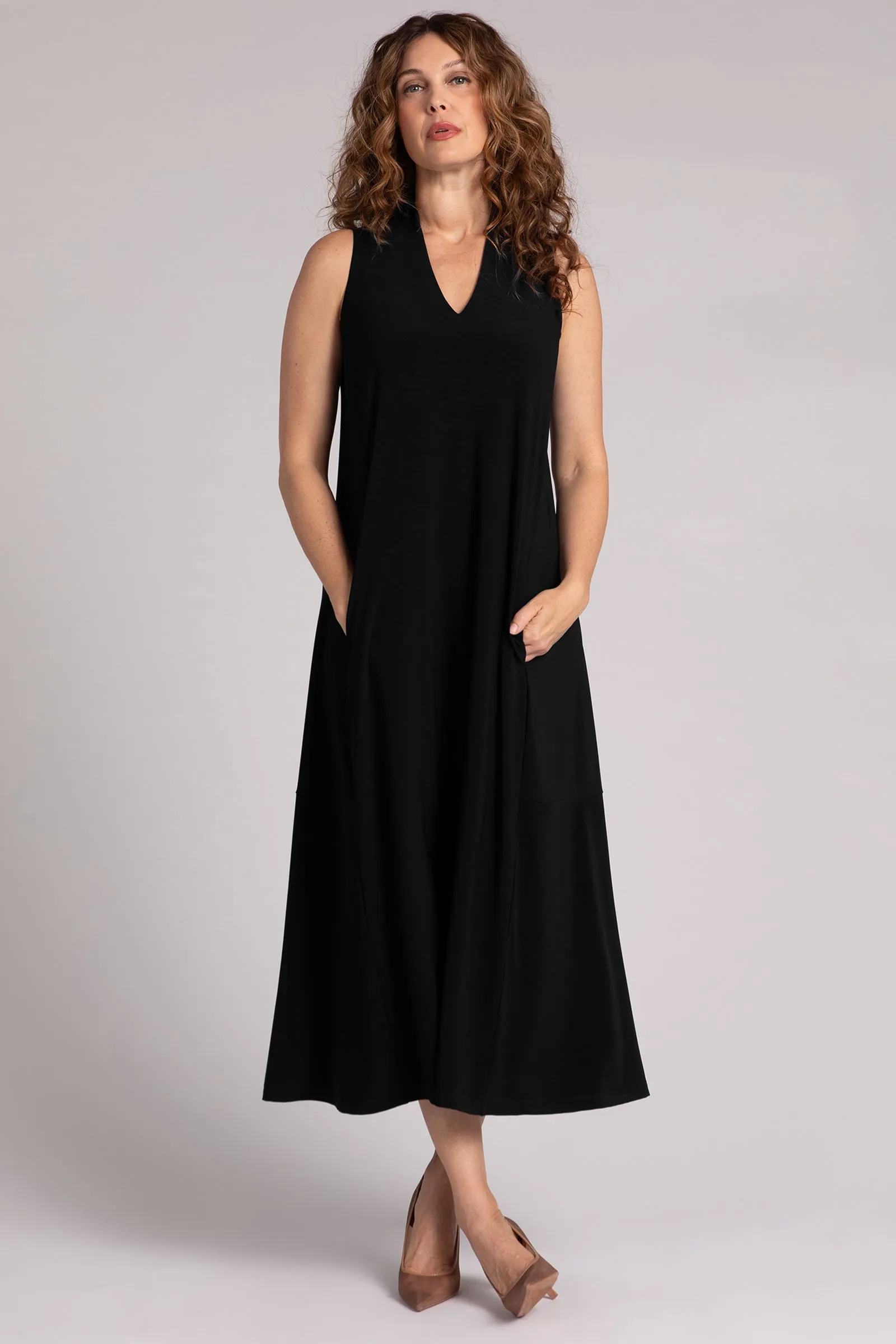 Sleeveless Deep V Maxi Dress | Black
