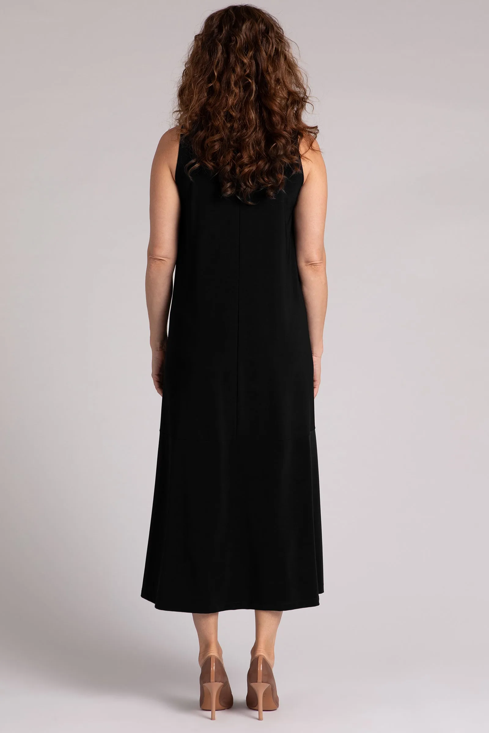 Sleeveless Deep V Maxi Dress | Black