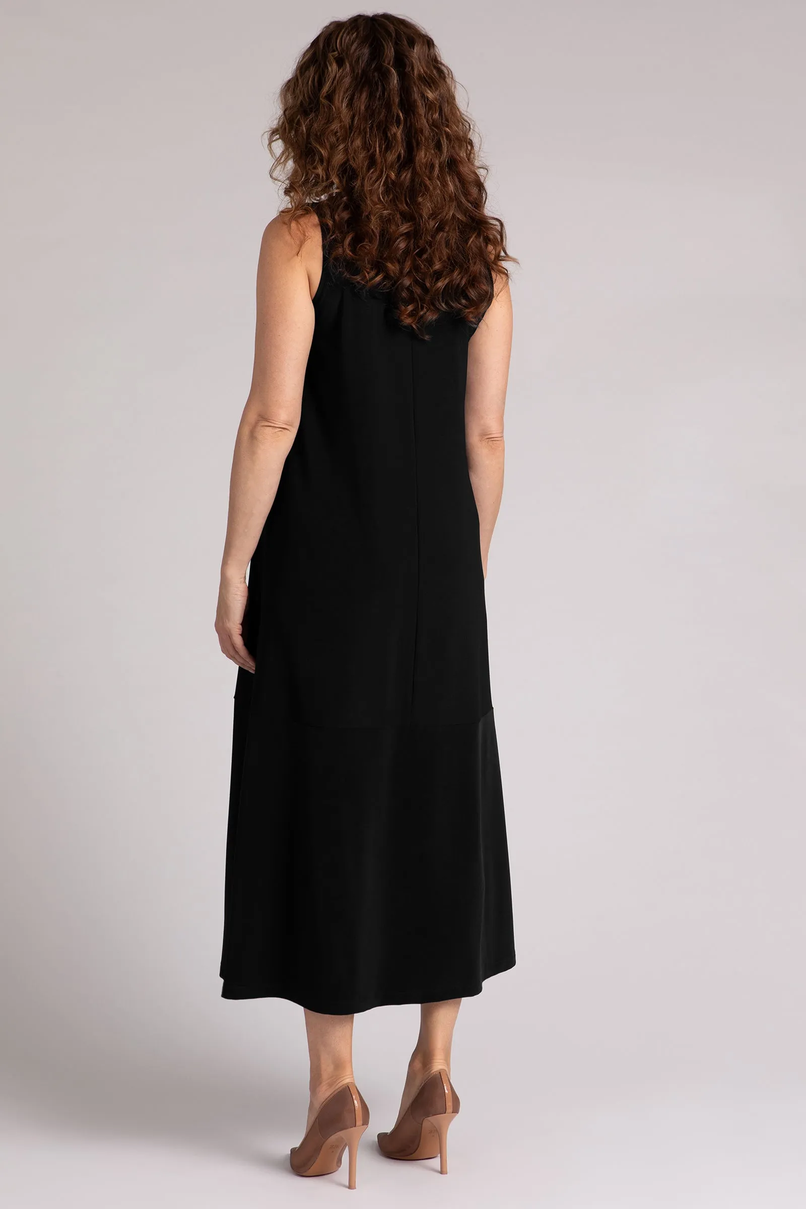 Sleeveless Deep V Maxi Dress | Black