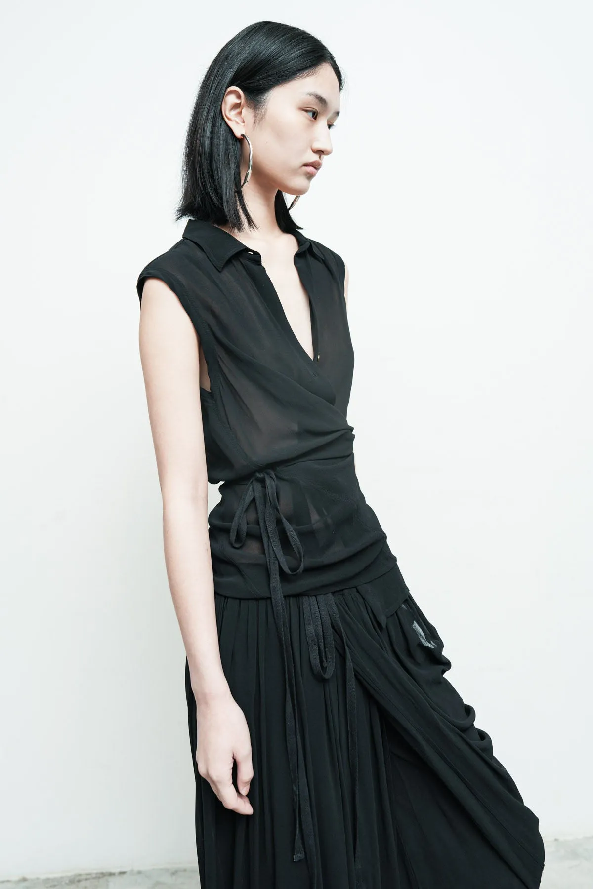 Sleeveless Roux Shirt