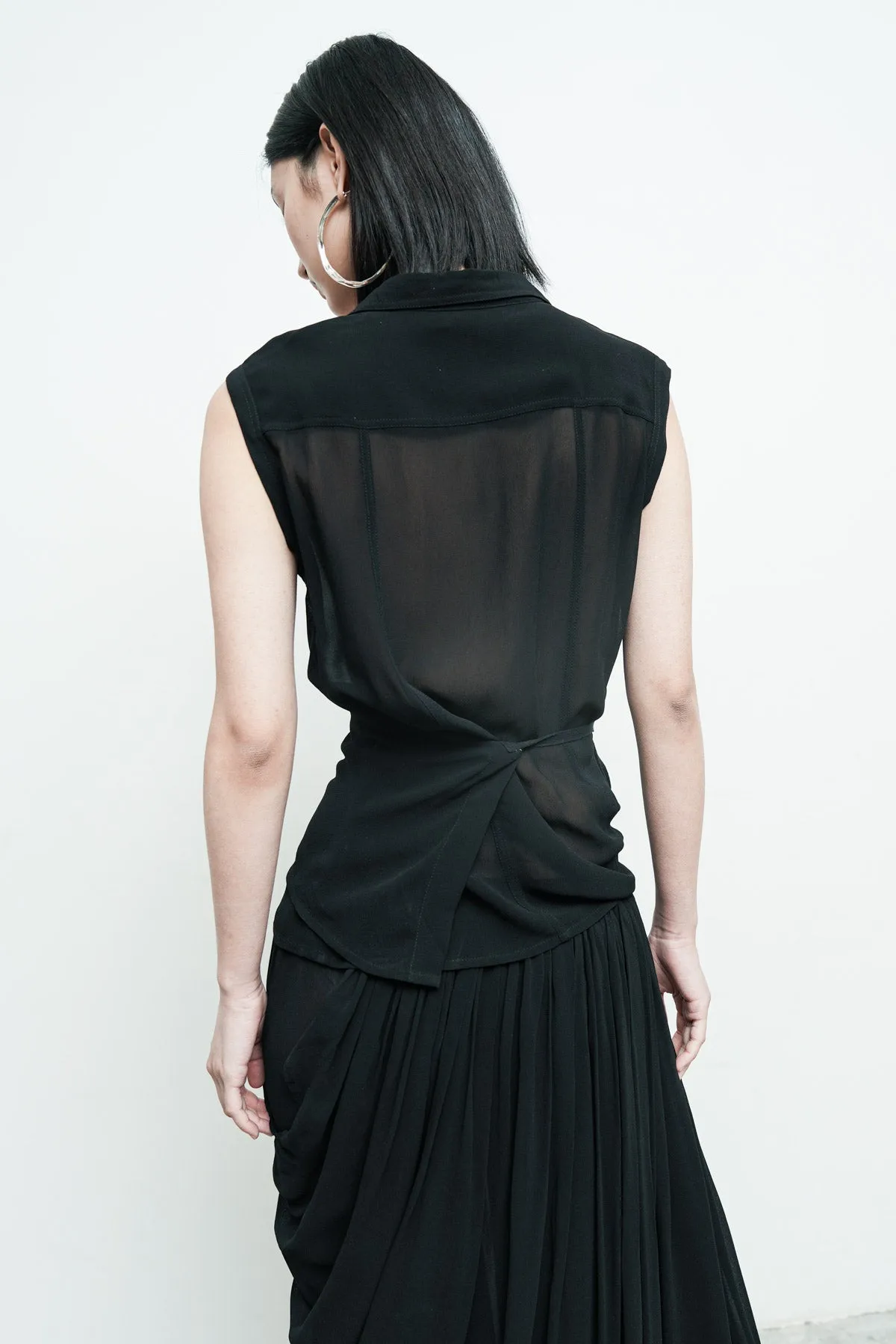 Sleeveless Roux Shirt