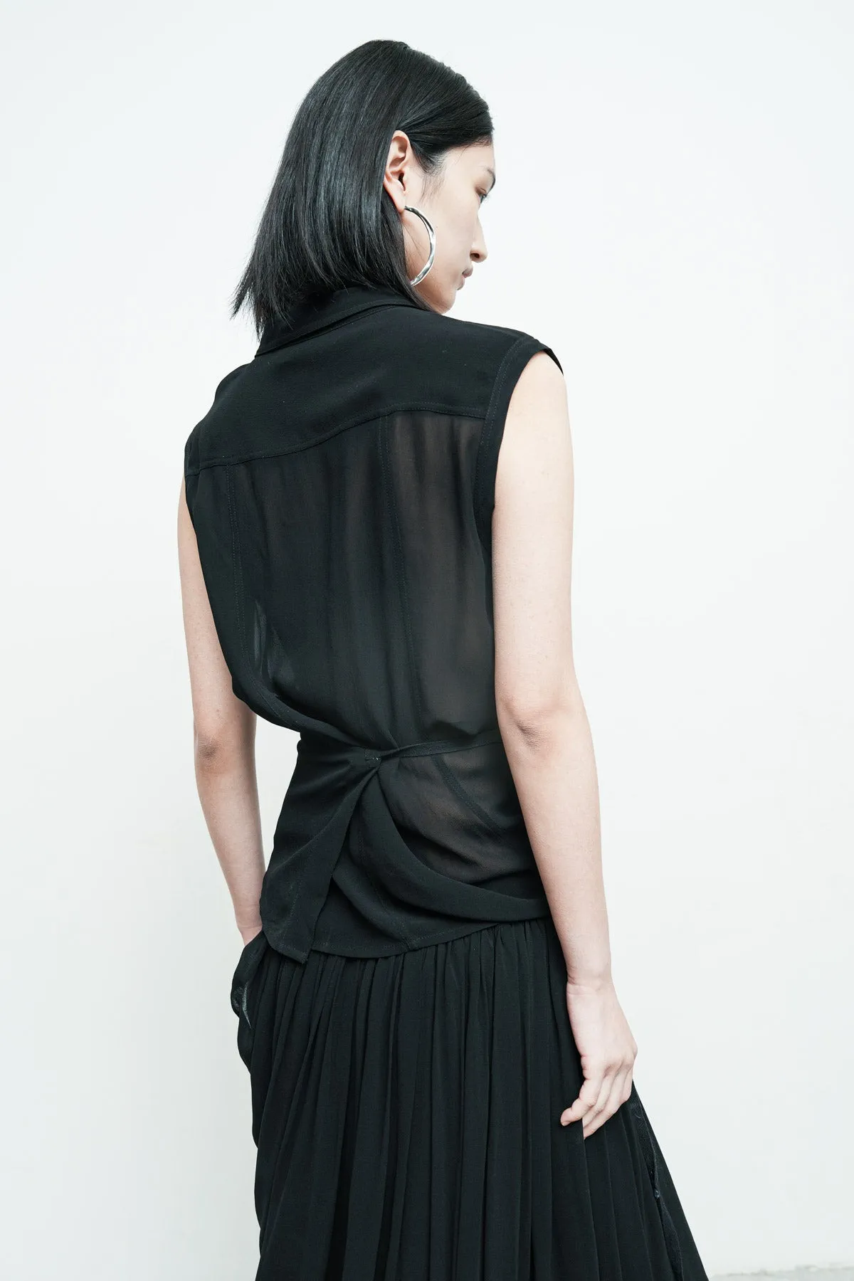 Sleeveless Roux Shirt