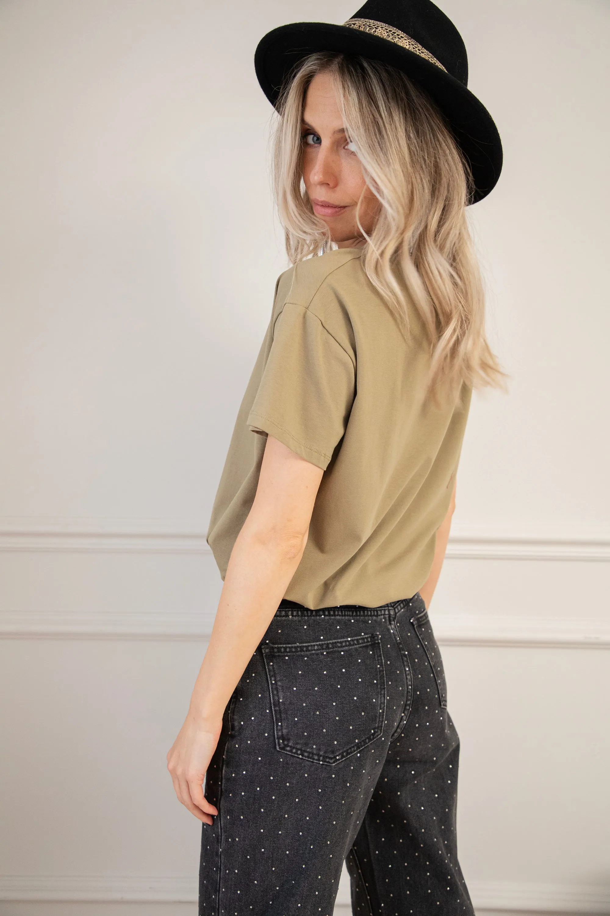 The Classic Kaki - T-Shirt