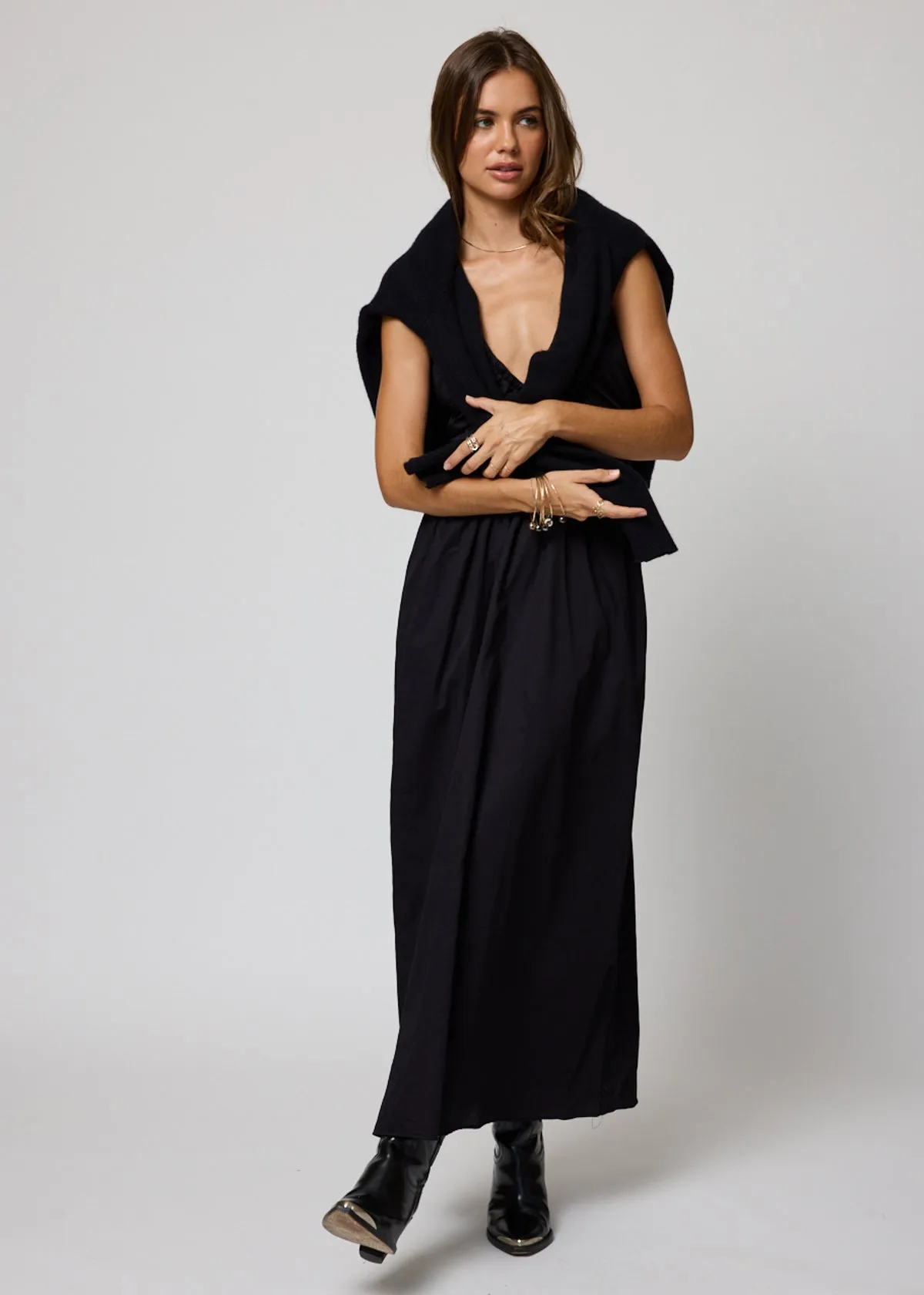 THE NIKKE MAXI