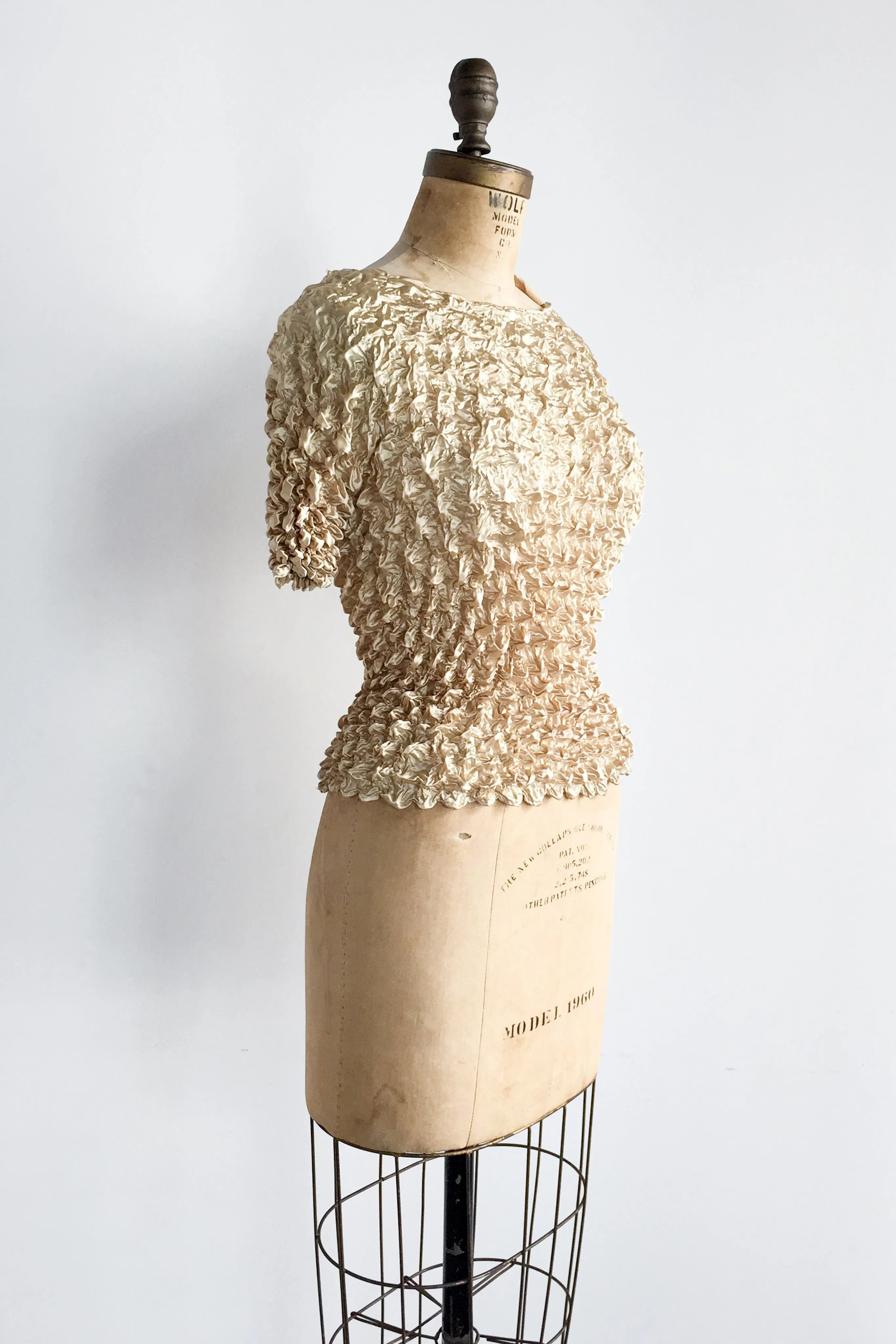 Vintage Puffed Expandible Top - S/M